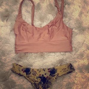 Boys and arrows size large top and small bottom